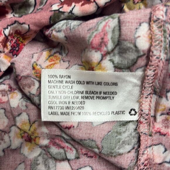 Xhiliration XXL Pink Floral V Neck Romper Keyhole Back Twist Knot Cutout Sleeves - Picture 8 of 12